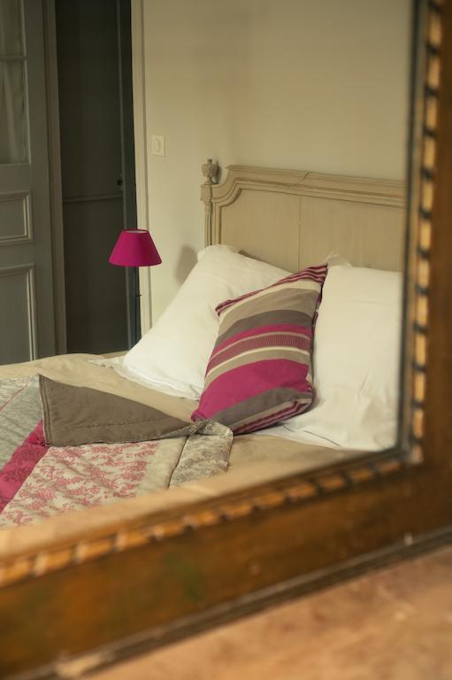 Le Chateau De La Vierge Bures-sur-Yvette Kamer foto