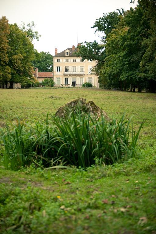 Le Chateau De La Vierge Bed and Breakfast Bures-sur-Yvette Buitenkant foto